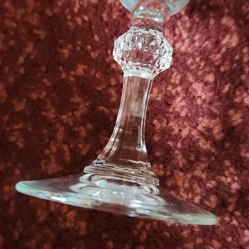 Champagne 🍾 pleaded fluted